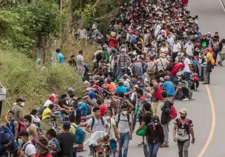 Autoridades migratorias reportan ingreso de gran cantidad de extranjeros al país
