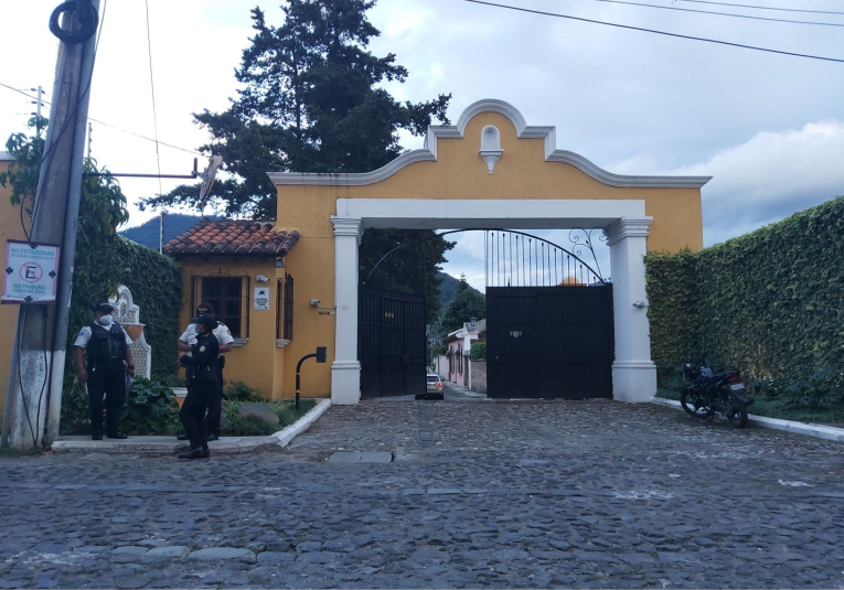 FECI incauta más de Q122 millones de quetzales tras allanamiento en Antigua Guatemala