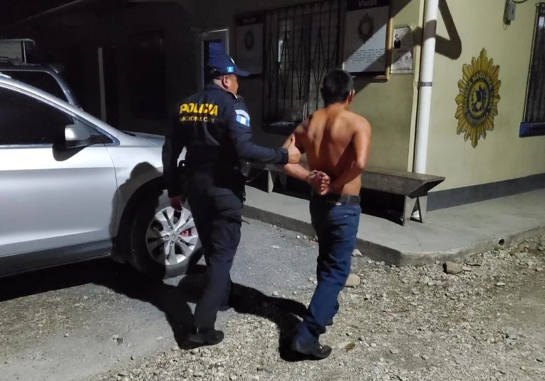 181 detenciones por flagrancia durante la ley seca 181-detenciones-por-flagrancia-durante-la-ley-seca-125334-125422.jpg