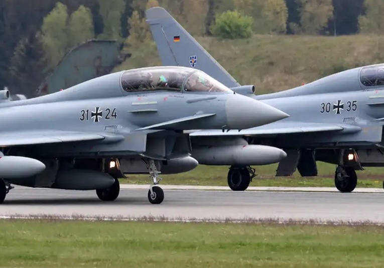 Alemania investiga presencia de drones sobre recinto militar alemania-investiga-presencia-de-drones-sobre-recinto-militar-120306-120328.jpg