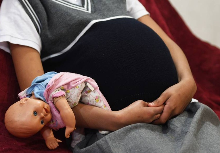 Aproximadamente quinientas menores de edad se encuentran embarazadas en el paí­s aproximadamente-quinientas-menores-de-edad-se-encuentran-embarazadas-en-el-pais-173154-173238.jpg