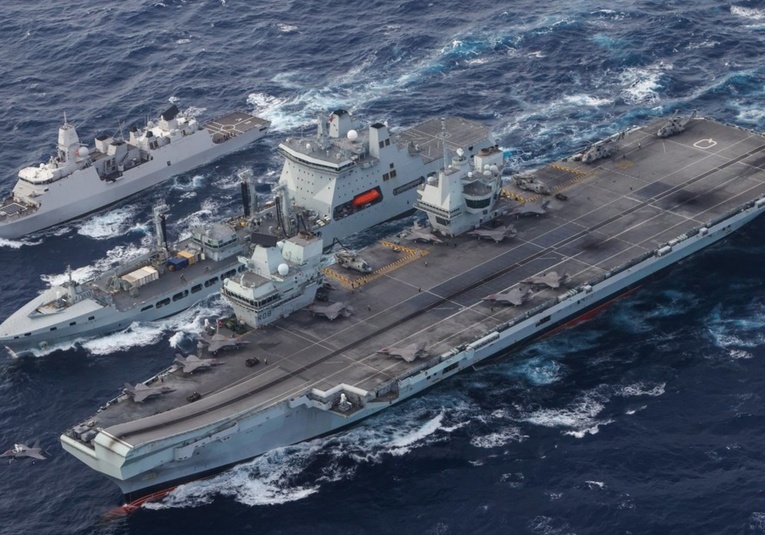 Arrancan los ejercicios navales más grandes de EE.UU. desde los tiempos de la Guerra Frí­a arrancan-los-ejercicios-navales-m-s-grandes-de-ee-uu-desde-los-tiempos-de-la-guerra-fria-123820-123847.jpg