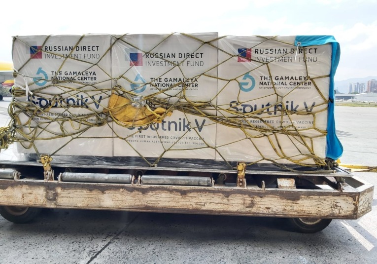Arriba en el paí­s el primer lote de las vacunas rusas Sputnik V arriba-en-el-pais-el-primer-lote-de-las-vacunas-rusas-sputnik-v-112412-112417.jpg