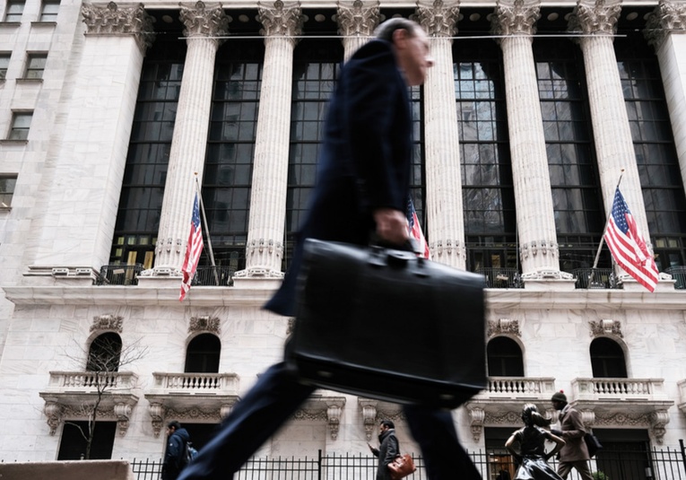 Aumenta el riesgo de otra crisis económica mundial por la deuda de algunos países occidentales aumenta-el-riesgo-de-otra-crisis-economica-mundial-por-la-deuda-de-algunos-paises-occidentales-091910-091921.jpg