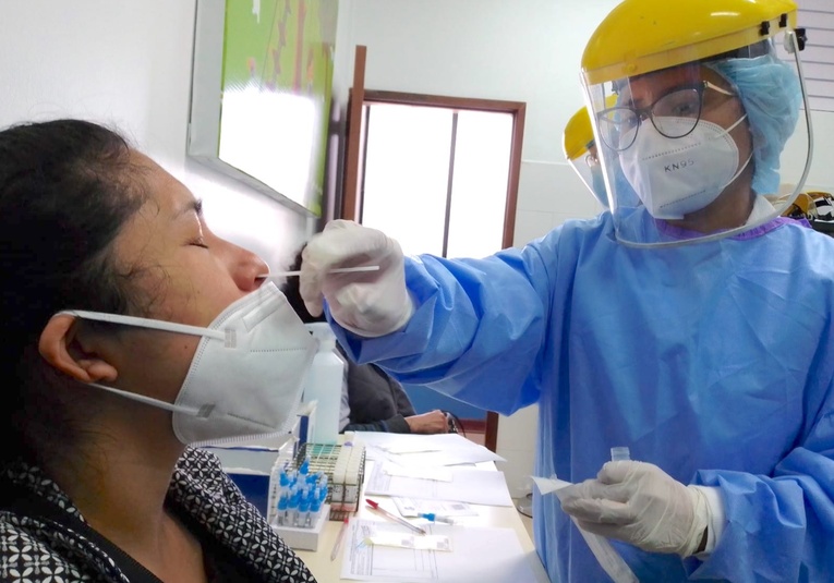 Autoridades de Salud indican que no habrá restricciones a pesar del aumento de casos de COVID-19 autoridades-de-salud-indican-que-no-habr-restricciones-a-pesar-del-aumento-de-casos-de-covid-19-145523-145559.jpg