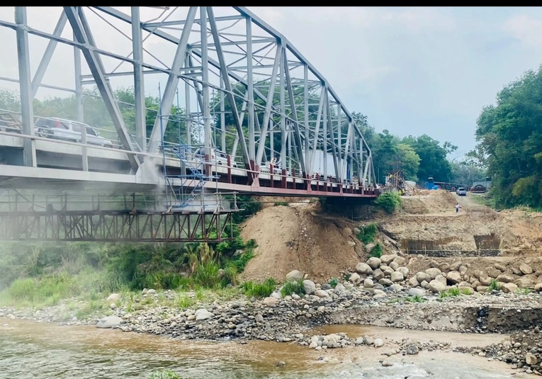 Avanzan trabajos de reforzamiento en puente Nahualate con colaboración de sector privado