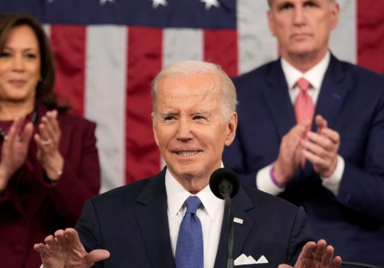 Biden reclama consenso para reformar sistema migratorio biden-reclama-consenso-para-reformar-sistema-migratorio-104219-104404.png