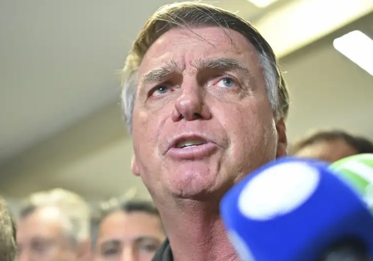 Brasil: Bolsonaro dice que 'régimen autoritario' lo inculpa 