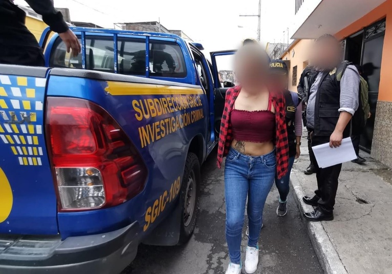 Capturan a peligrosa líder marera salvadoreña vinculada a crímenes de mujeres capturan-a-peligrosa-lider-marera-salvadorena-vinculada-a-crimenes-de-mujeres-113606-113718.jpg