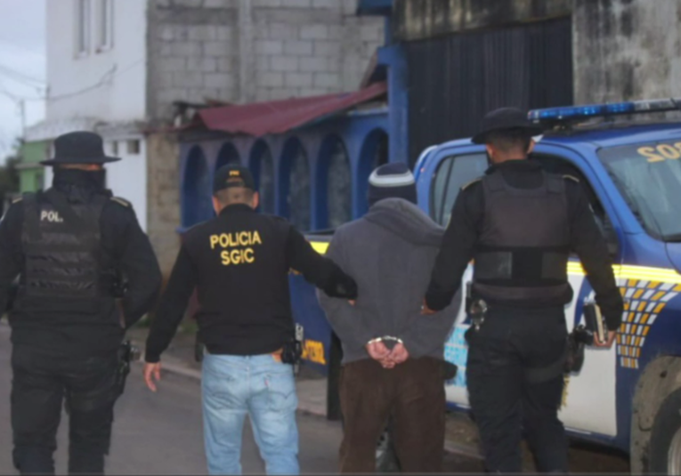 Capturan a presunto lí­der de la mara Salvatrucha por el delito de extorsión capturan-a-presunto-lider-de-la-mara-salvatrucha-por-el-delito-de-extorsion-170421-170713.png