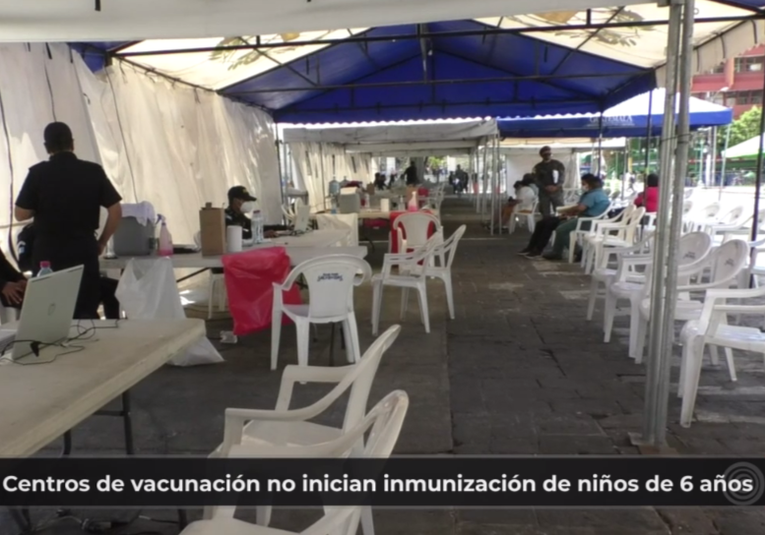 Centros de vacunación capitalinos señalan el no estar preparados para vacunar a menores de edad