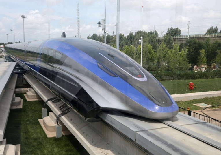 China estrena su nuevo tren tipo maglev capaz de alcanzar 600 kilómetros por hora china-estrena-su-nuevo-tren-tipo-maglev-capaz-de-alcanzar-600-kilometros-por-hora-122006-122034.jpg