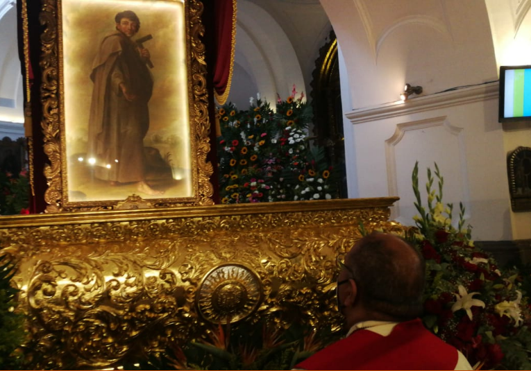 Cientos de feligreses acuden a Parroquia La Merced para venerar a San Judas Tadeo  cientos-de-feligreses-acuden-a-parroquia-la-merced-para-venerar-a-san-judas-tadeo-171136-171143.png