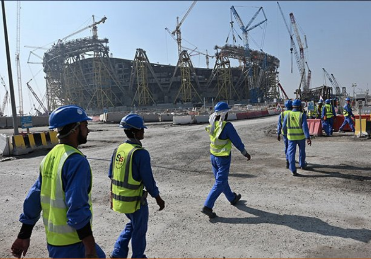 Cincuenta trabajadores inmigrantes murieron el año pasado en las obras para albergar el Mundial de Catar 2022 cincuenta-trabajadores-inmigrantes-murieron-el-ano-pasado-en-las-obras-para-albergar-el-mundial-de-catar-2022-170207-170216.png