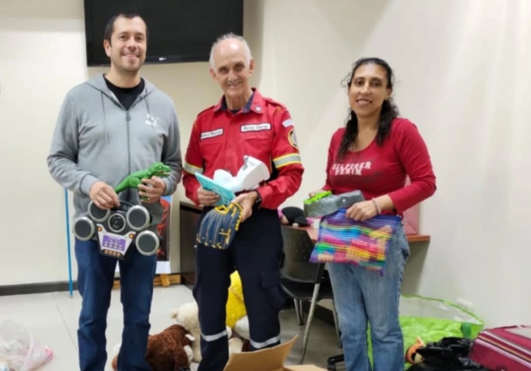 Comandante Mynor Chacón inicia la colecta de juguetes para niños de la colonia Jesús de la Buena Esperanza