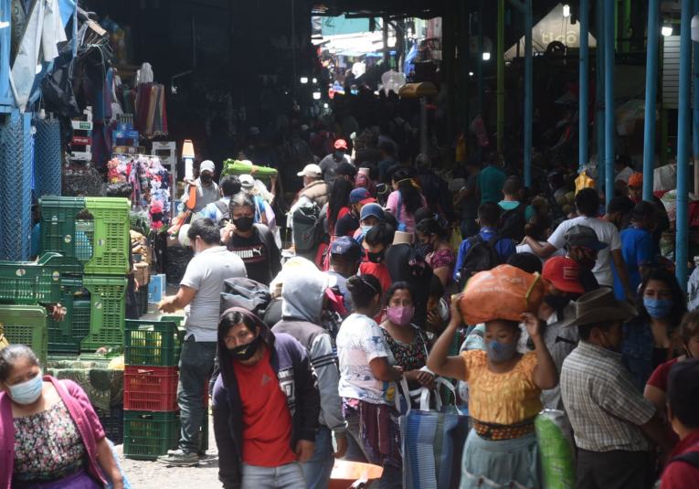 Comerciantes del mercado La Terminal solicitan refuerzo de vacuna  comerciantes-del-mercado-la-terminal-solicitan-refuerzo-de-vacuna-170626-170639.png