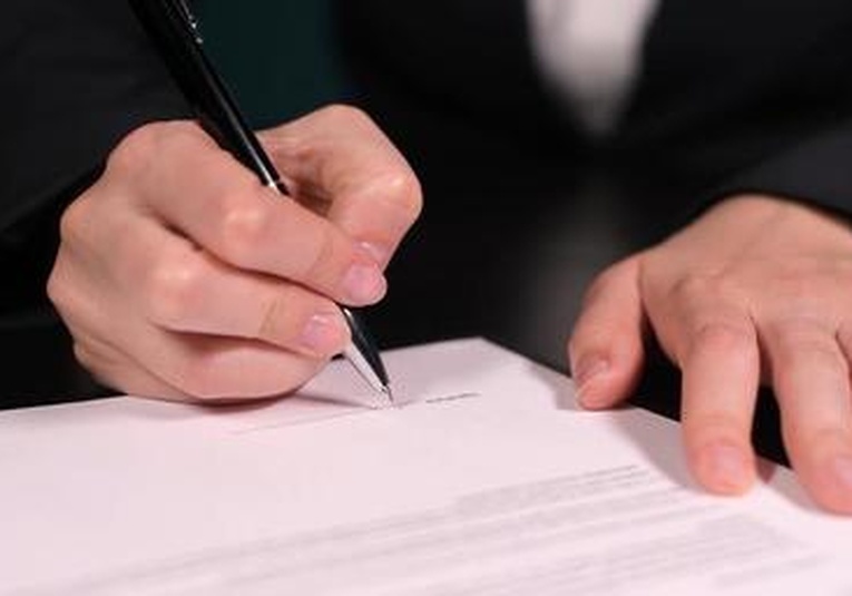 Condena a abogada por falsedad ideológica en acta de constitución de partido político condena-a-abogada-por-falsedad-ideologica-en-acta-de-constitucion-de-partido-politico-154719-154756.jpg