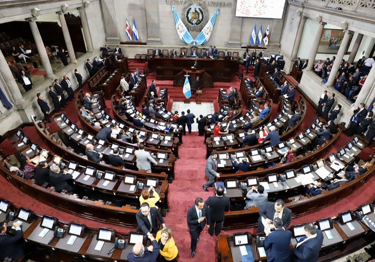 Congreso aprueba en primera lectura las reformas a la ley de hidrocarburo congreso-aprueba-en-primera-lectura-las-reformas-a-la-ley-de-hidrocarburo-181813-181901.jpg