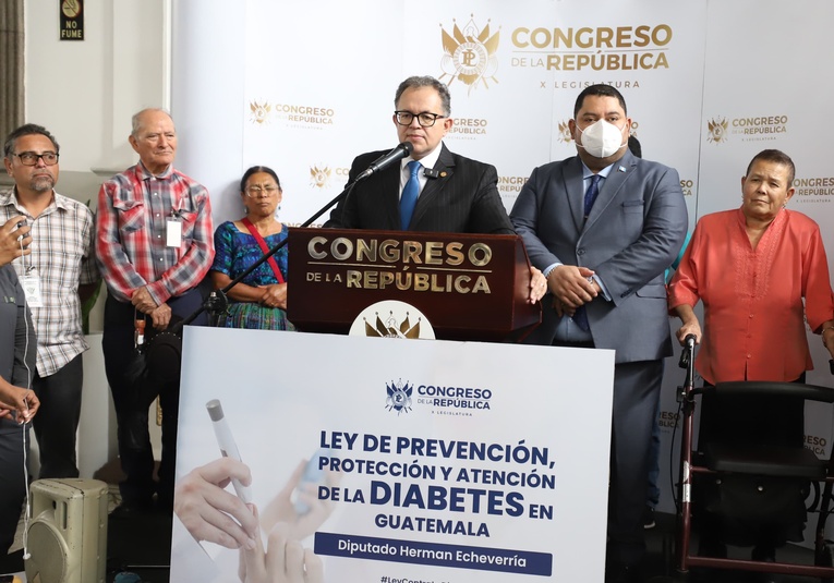 Congreso debate ley para brindar apoyo a pacientes con diabetes ante alarmante aumento de casos congreso-debate-ley-para-brindar-apoyo-a-pacientes-con-diabetes-ante-alarmante-aumento-de-casos-153801-153823.jpg