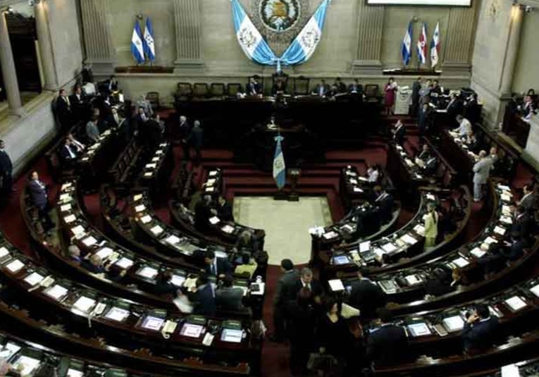 Congreso reduce a solo una sesión ordinaria a la semana en plena campaña electoral congreso-reduce-a-solo-una-sesion-ordinaria-a-la-semana-en-plena-campana-electoral-181042-181049.jpg