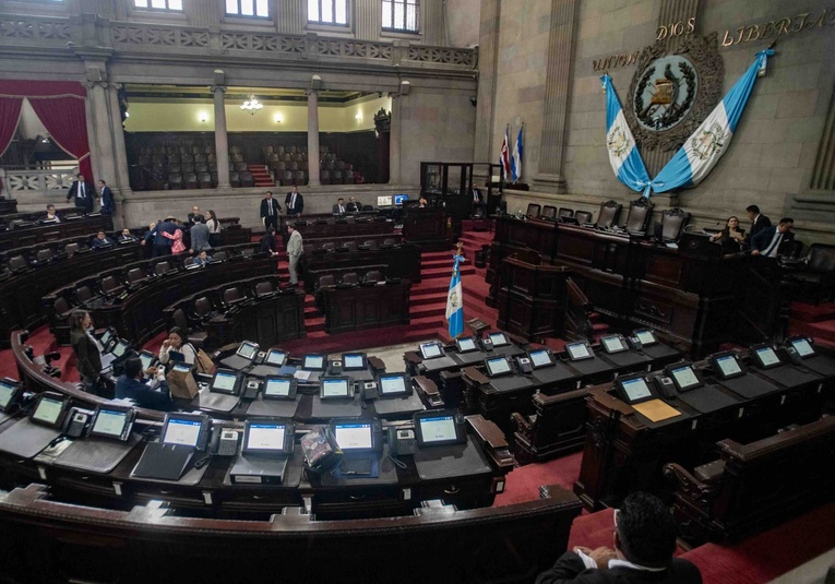Corte de Constitucionalidad instruye continuar sesión con agenda ya aprobada corte-de-constitucionalidad-instruye-continuar-sesion-con-agenda-ya-aprobada-130527-130644.jpg