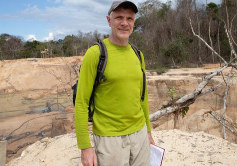 Crece alarma por periodista británico desaparecido en la Amazoní­a crece-alarma-por-periodista-brit-nico-desaparecido-en-la-amazonia-192642-192646.jpg