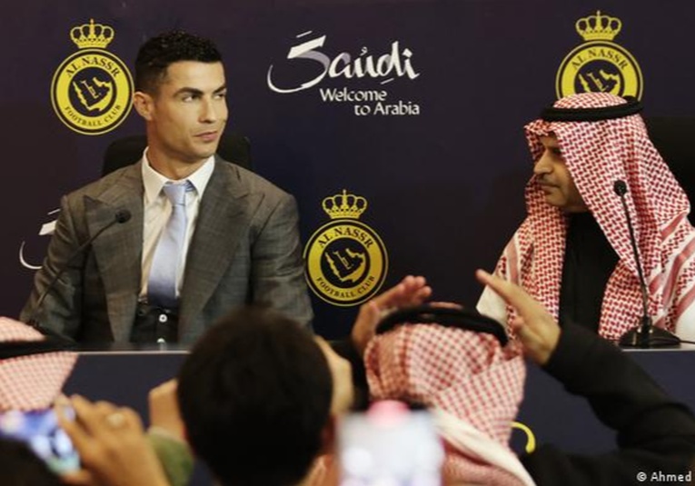 Cristiano Ronaldo, tras ser presentado en el Al-Nassr de Arabia Saudita: Soy un jugador único cristiano-ronaldo-tras-ser-presentado-en-el-al-nassr-de-arabia-saudita-soy-un-jugador-unico-115432-115537.jpg