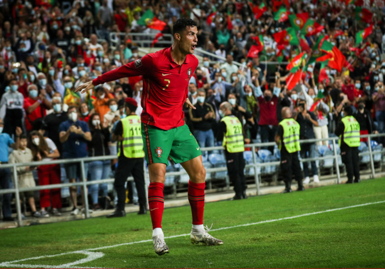 Cristiano y su Portugal golean sin piedad a Luxemburgo