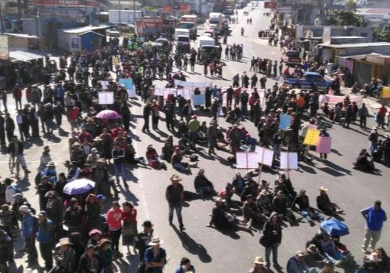Cuarto día de protestas: Líderes de 48 cantones consideran bloquear puertos y aeropuertos cuarto-dia-de-protestas-lideres-de-48-cantones-consideran-bloquear-puertos-y-aeropuertos-175932-175946.jpg