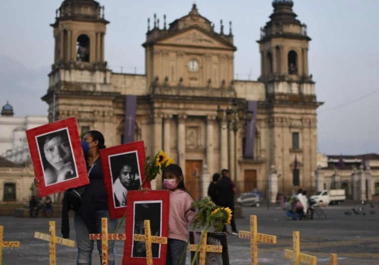 Desligan del caso 'Hogar seguro' a la exsubsecretaria, Anahí­ Keller desligan-del-caso-hogar-seguro-a-la-exsubsecretaria-anahi-keller-190628-190755.jpg