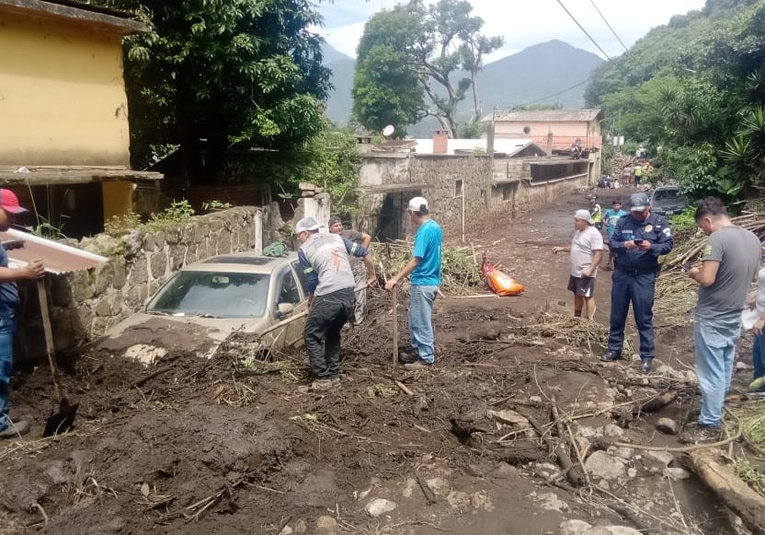 Deslizamientos e inundaciones afectan a más de 33 mil residentes en ocho departamentos tras fuertes lluvias deslizamientos-e-inundaciones-afectan-a-m-s-de-33-mil-residentes-en-ocho-departamentos-tras-fuertes-lluvias-121131-121439.jpg