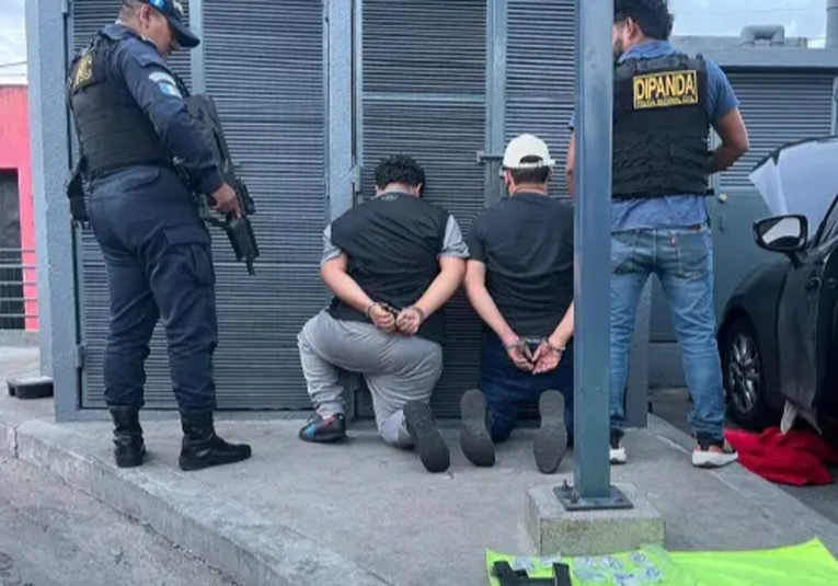 Detienen a dos menores armados tras ataque en La Reformita detienen-a-dos-menores-armados-tras-ataque-en-la-reformita-143853-144255.jpg