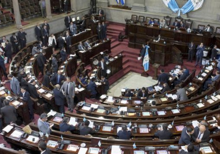 Diputados proponen eliminar el impuesto de solidaridad diputados-proponen-eliminar-el-impuesto-de-solidaridad-203954-203959.jpg
