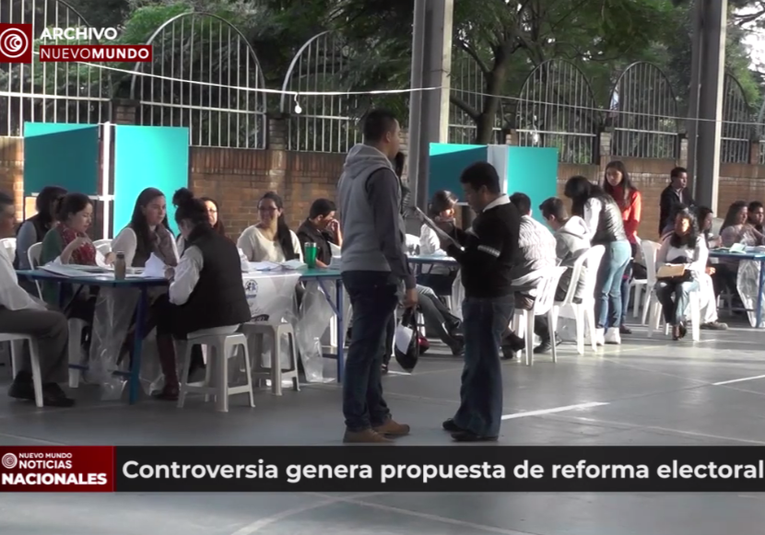 Diputados reaccionan ante propuesta para cada elector sepa porque candidato votará. diputados-reaccionan-ante-propuesta-para-cada-elector-sepa-porque-candidato-votar-135251-135406.png
