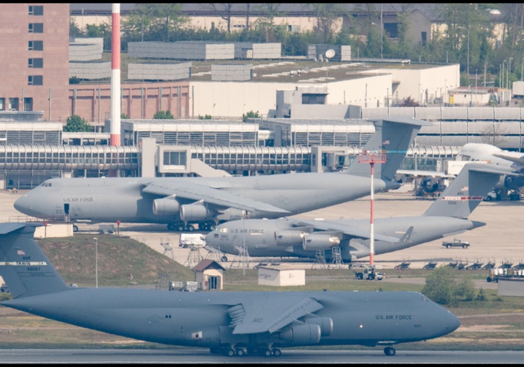 Drones no identificados sobrevuelan una base clave de EE.UU. en Europa drones-no-identificados-sobrevuelan-una-base-clave-de-ee-uu-en-europa-091723-091729.jpg