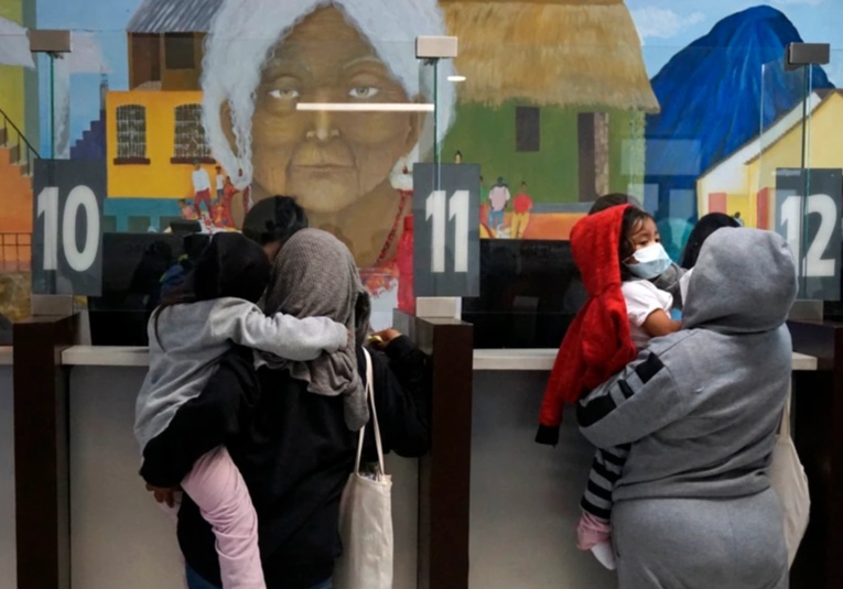 EE. UU. busca estrategias en Guatemala para reunificar a familias separadas bajo el gobierno de Trump ee-uu-busca-estrategias-en-guatemala-para-reunificar-a-familias-separadas-bajo-el-gobierno-de-trump-132504-132526.jpg