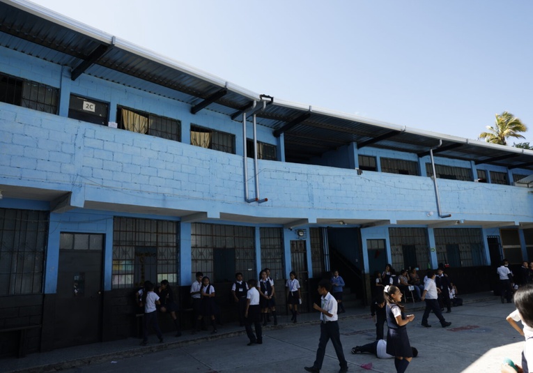  El 97% de las escuelas públicas ya opera con normalidad