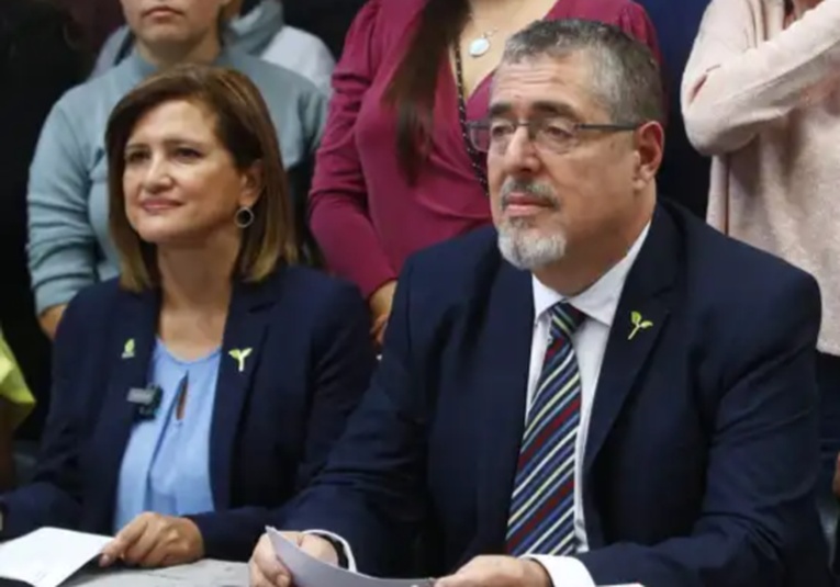 El CACIF pide respetar toma de posición de autoridades electas el-cacif-pide-respetar-toma-de-posicion-de-autoridades-electas-181144-181318.jpg