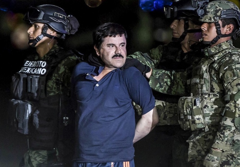 'El Chapo' Guzmán hace un nuevo intento de revertir la condena que cumple en EE.UU. el-chapo-guzm-n-hace-un-nuevo-intento-de-revertir-la-condena-que-cumple-en-ee-uu-163147-163152.jpg