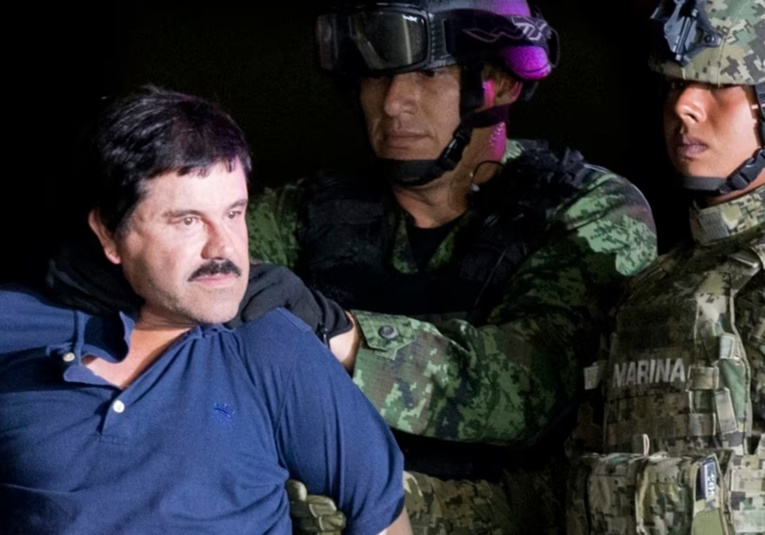'El Chapo' Guzmán implora a López Obrador que facilite su regreso a México el-chapo-guzm-n-implora-a-lopez-obrador-que-facilite-su-regreso-a-mexico-173600-173617.jpg