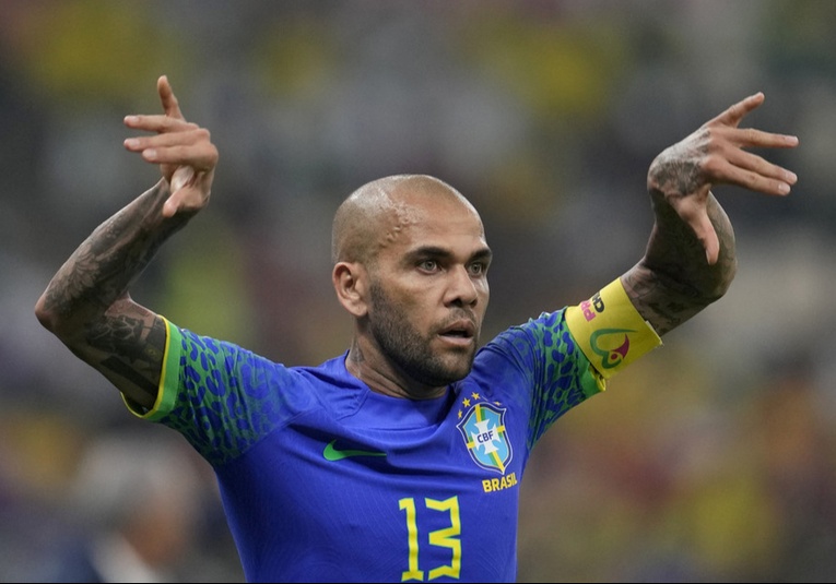 El futbolista Dani Alves presenta un recurso para su excarcelación el-futbolista-dani-alves-presenta-un-recurso-para-su-excarcelacion-125140-125216.jpg