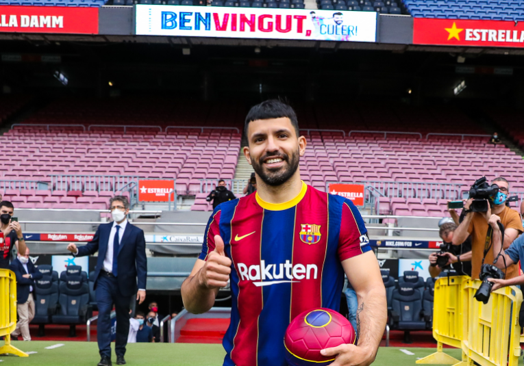 El 'Kun' Agí¼ero, primer refuerzo del FC Barcelona para la próxima temporada el-kun-aguero-primer-refuerzo-del-fc-barcelona-para-la-proxima-temporada-160316-160330.png