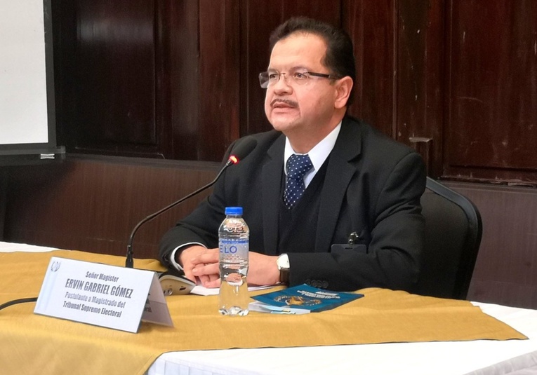 El magistrado suplente del TSE, Ervin Gabriel Gómez Méndez presentó formalmente su carta de renuncia el-magistrado-suplente-del-tse-ervin-gabriel-gomez-mendez-presento-formalmente-su-carta-de-renuncia-190424-190428.jpg