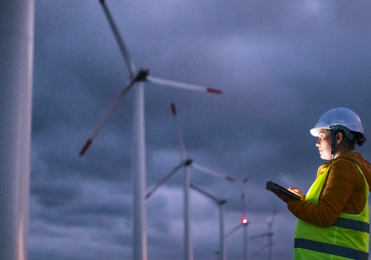 El secretario general de la ONU insta a los gobiernos a gravar a las empresas energéticas