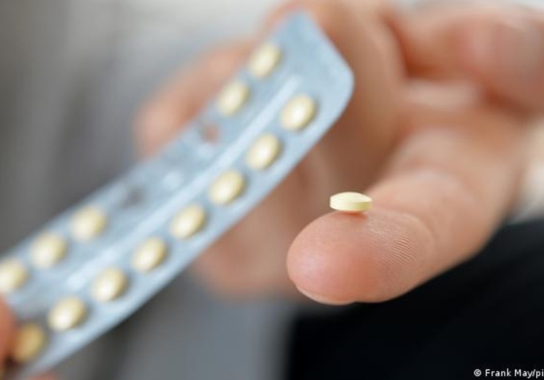 El Vaticano se abre a autorizar métodos anticonceptivos artificiales el-vaticano-se-abre-a-autorizar-metodos-anticonceptivos-artificiales-104805-104824.jpg
