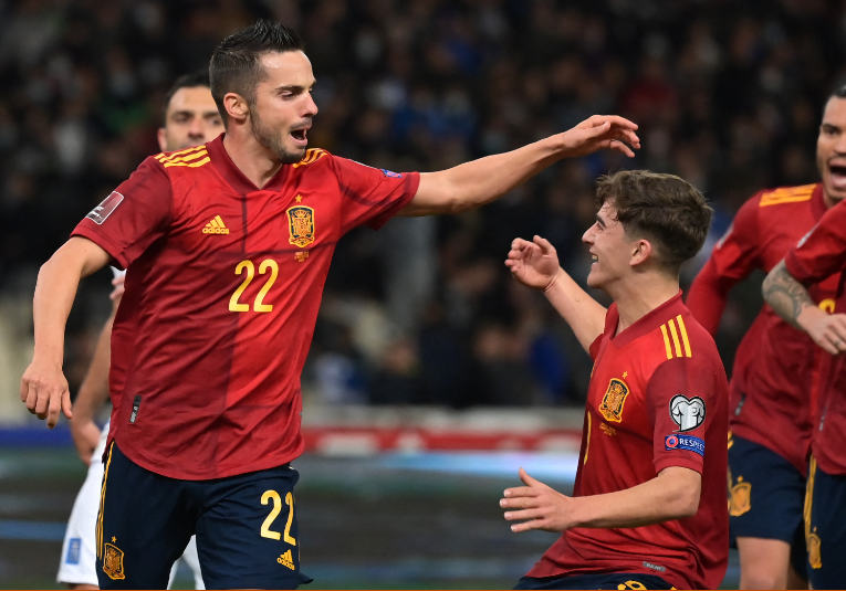 España ve más cerca el Mundial de Catar 2022 tras vencer a Grecia y el tropiezo de Suecia espana-ve-m-s-cerca-el-mundial-de-catar-2022-tras-vencer-a-grecia-y-el-tropiezo-de-suecia-173732-173744.png