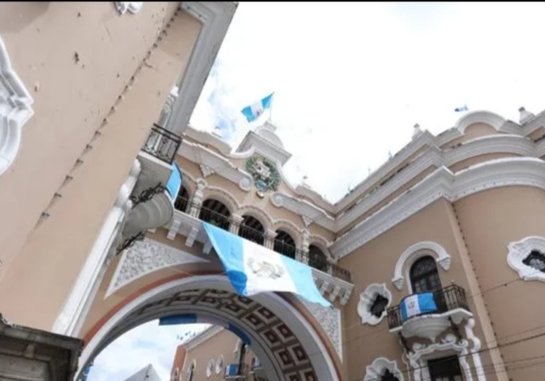 Estudiantes del Centro Cultural Municipal exhiben su arte en el Edificio de Correos estudiantes-del-centro-cultural-municipal-exhiben-su-arte-en-el-edificio-de-correos-181826-181959.jpg