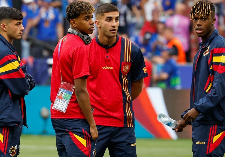 Ferran Torres: Me gustaría jugar con Nico Williams en el Barça