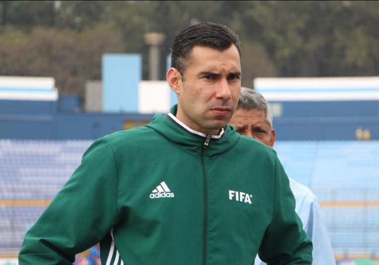 FIFA confirmó a Mario Escobar Toca como árbitro en Qatar 2022 fifa-confirmo-a-mario-escobar-toca-como-rbitro-en-qatar-2022-171644-172351.jpg