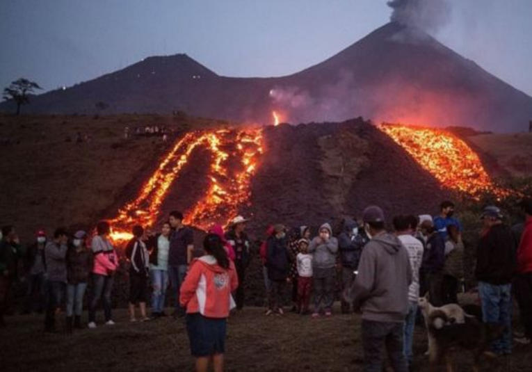 Firman convenio para coadministración del Parque Nacional de Volcán de Pacaya 